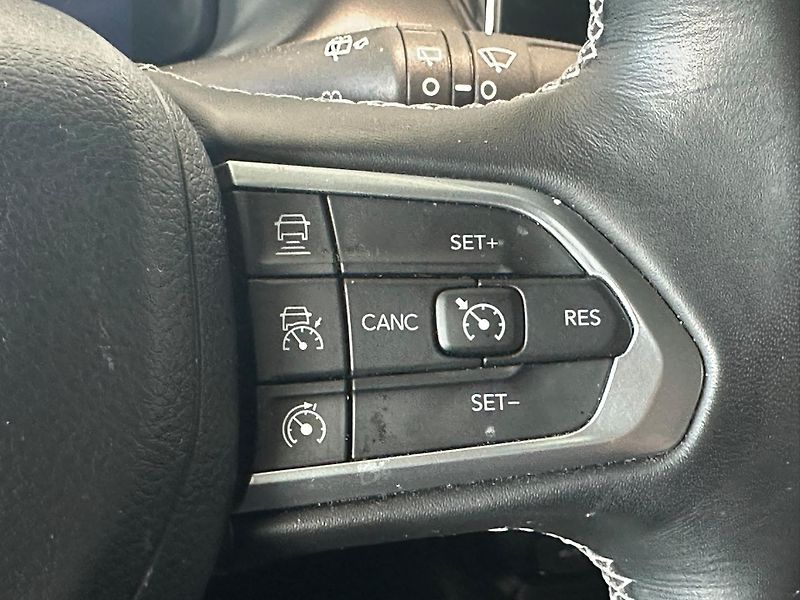 Jeep Compass 1,3T-GDi,LIMITED,130HP,ČR - fotka 22 z 27