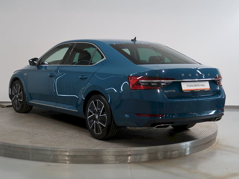 Škoda Superb (2023) LAURIN&KLEMENT 2.0TSI 206KW 4x - fotka 7 z 47