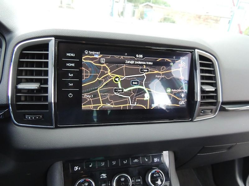 Škoda Karoq (2020) 1.5TSI,110KW,DSG,Style,1.majČR - fotka 30 z 47