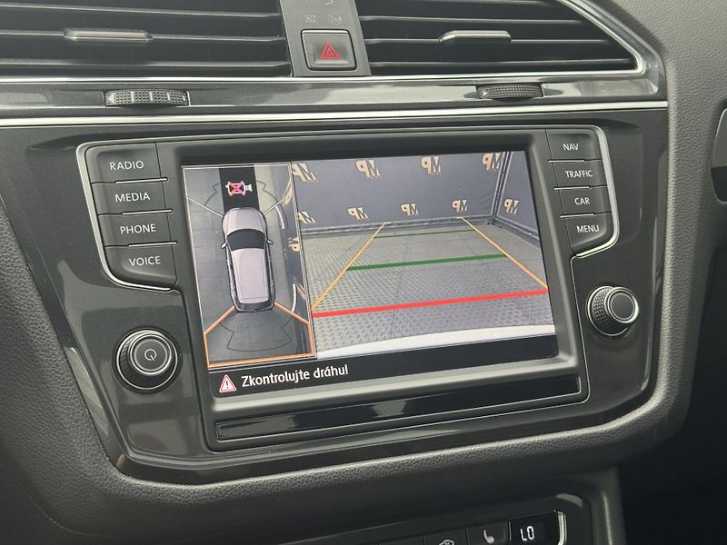 Volkswagen Tiguan (2016) 2.0TDi DSG 4M Highline Virtual - fotka 39 z 52