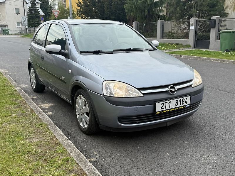 Opel Corsa (2002) - fotka 3 z 24