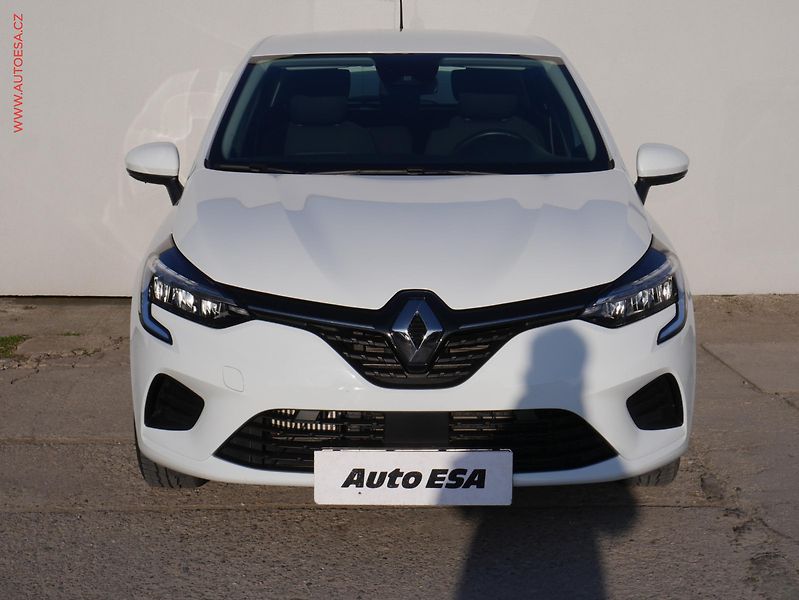 Renault Clio (2022) 1.0 TCe, 2.maj,ČR - fotka 2 z 17