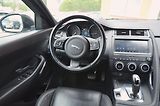 Jaguar E-Pace (2018) 2.0 D 132kW S AWD AT 1.MAJITEL - náhled 20