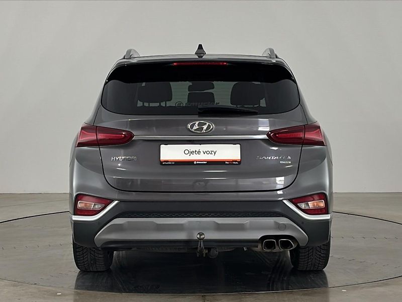 Hyundai Santa Fe Premium Luxury 4x4 AT - fotka 17 z 33