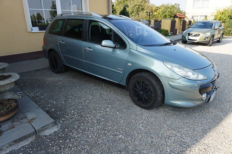 Kia Rio (2021) 1,2 1MAJ NOVÉ V ČR - fotka 2 z 28