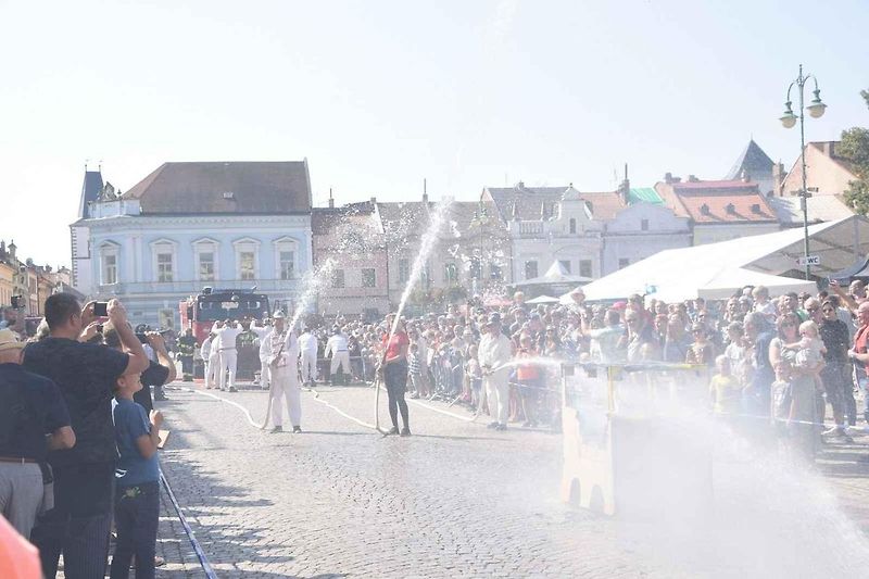 Sodomkovo Vysoké Mýto připomnělo dobu elegantních automobilů a vynikajícího karosářského řemesla.