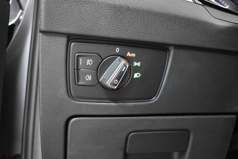 Volkswagen Passat 2.0 TSI Elegance*DSG*ACC*DPH - fotka 17 z 43