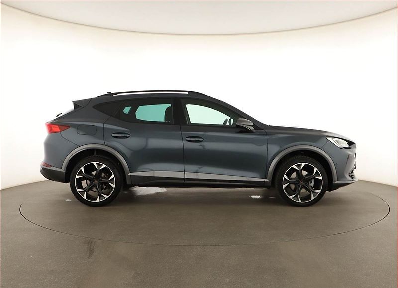 Cupra Formentor (2024) 2.0 TSI 4Drive - fotka 6 z 18