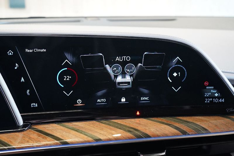 Cadillac Escalade Sport Platinum - fotka 43 z 54