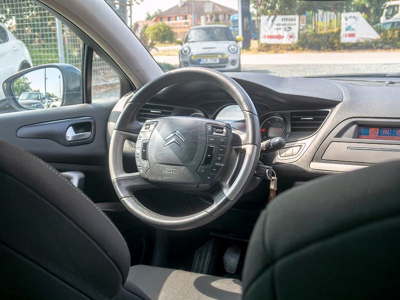 Citroën C5 (2011) 2.0HDI 103KW – PO SERVISU - fotka 13 z 39