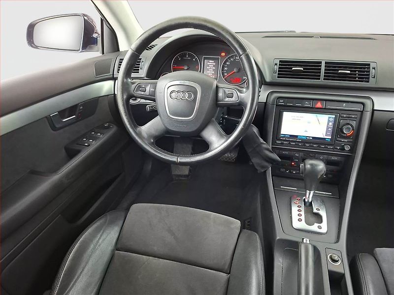 Audi A4 (2007) 2.7 TDI, Automat, rezervace - fotka 7 z 15