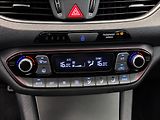 Hyundai i30 1,4 TGDI STYLE PREMIUM PANO - náhled 17