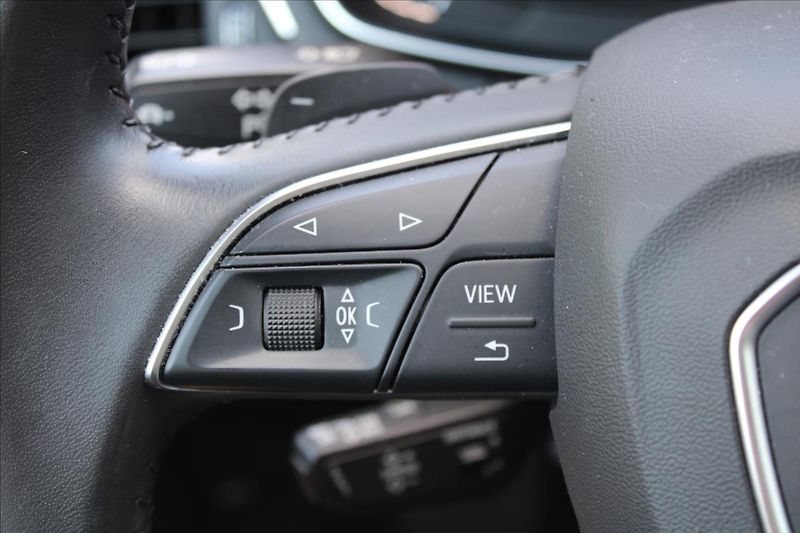 Audi A4 2,0 TDI  AUTOMAT,4x4,VIRTUAL - fotka 23 z 41