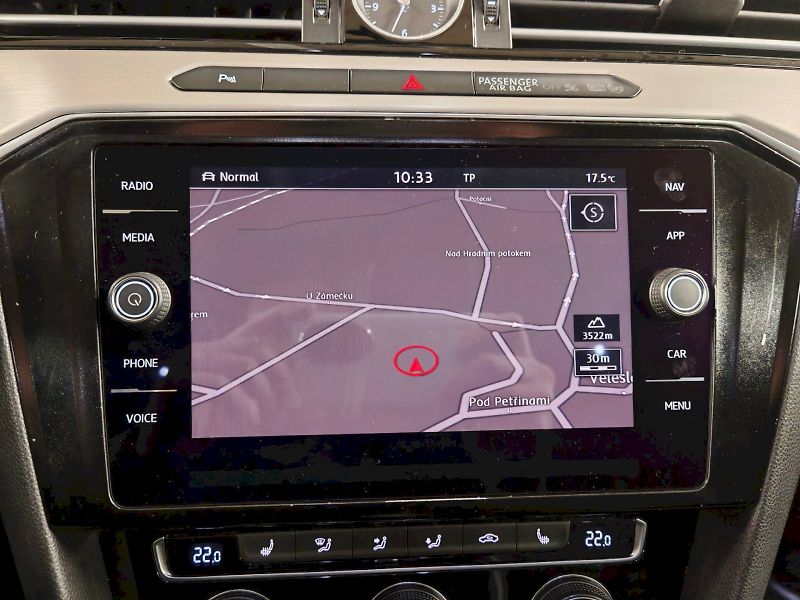 Volkswagen Passat (2015) Variant 2.0 TDI DSG 4x4 Highli - fotka 11 z 32