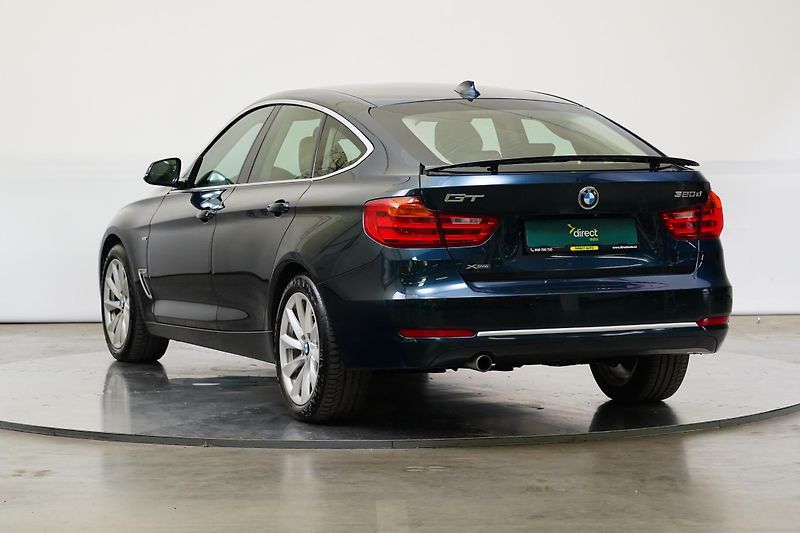 BMW Řada 3 - fotka 7 z 28