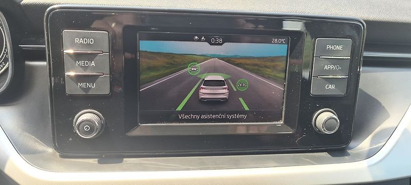 Škoda Kamiq 1.0.TSI 8.1.kW Nové v ČR - fotka 14 z 20