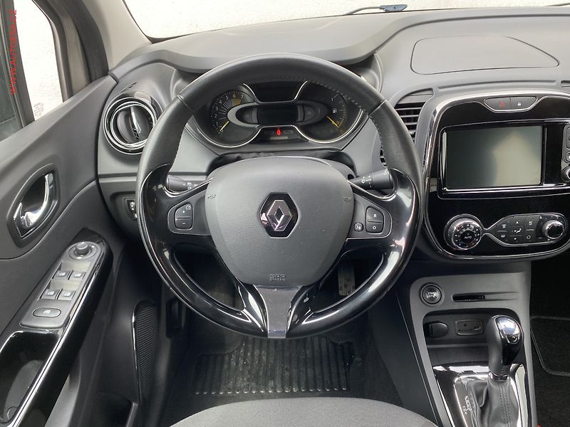 Renault Captur (2015) 1.2 TCe, Intense, AT, TZ - fotka 11 z 18