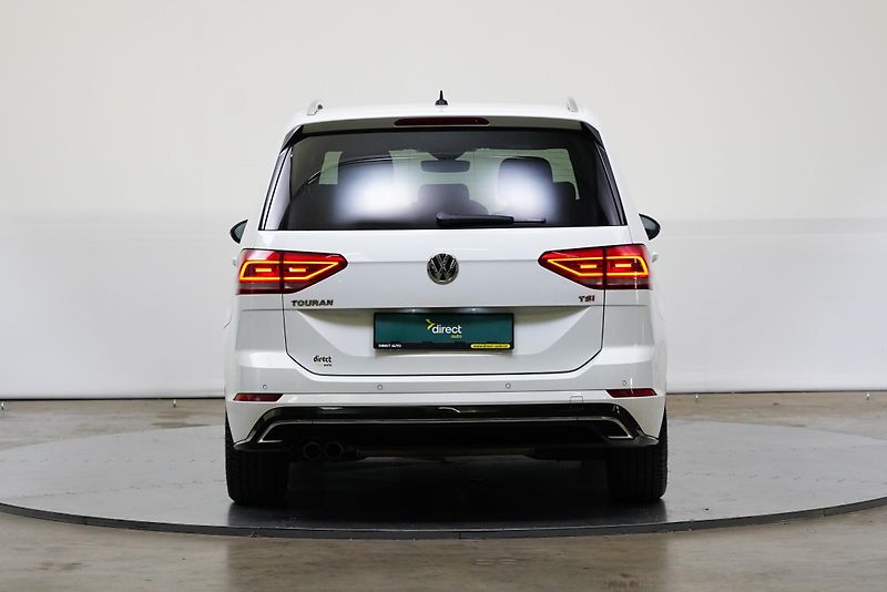 Volkswagen Touran - fotka 6 z 25