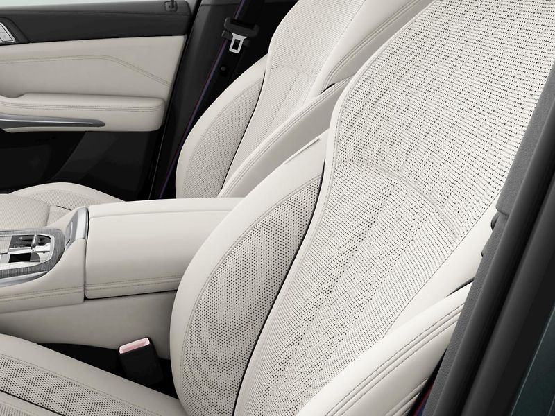 BMW X7 xDrive40d - fotka 7 z 10