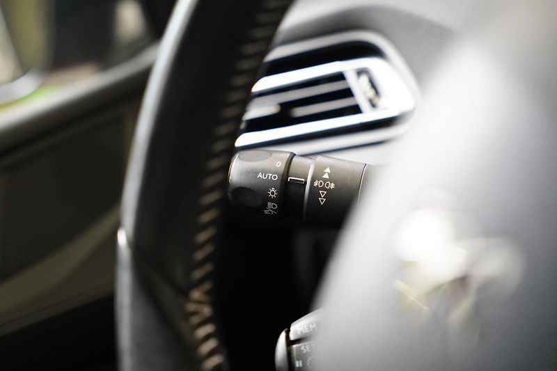 Peugeot 308 - fotka 13 z 24
