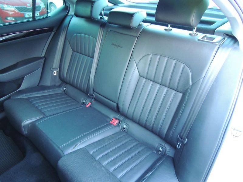 Škoda Superb (2017) 2.0TDi,140kw,L&K,ČR - fotka 58 z 66