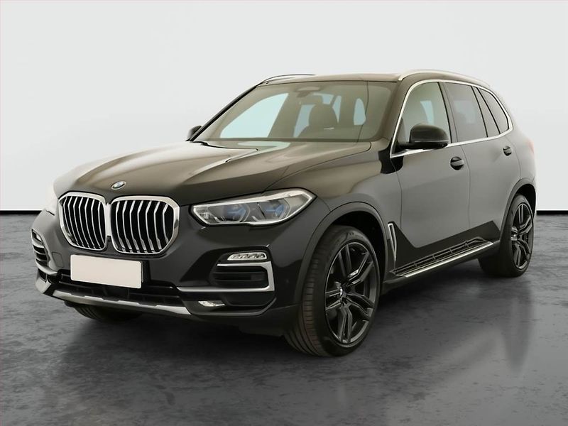 BMW X5 (2021) xDrive30d - fotka 2 z 21