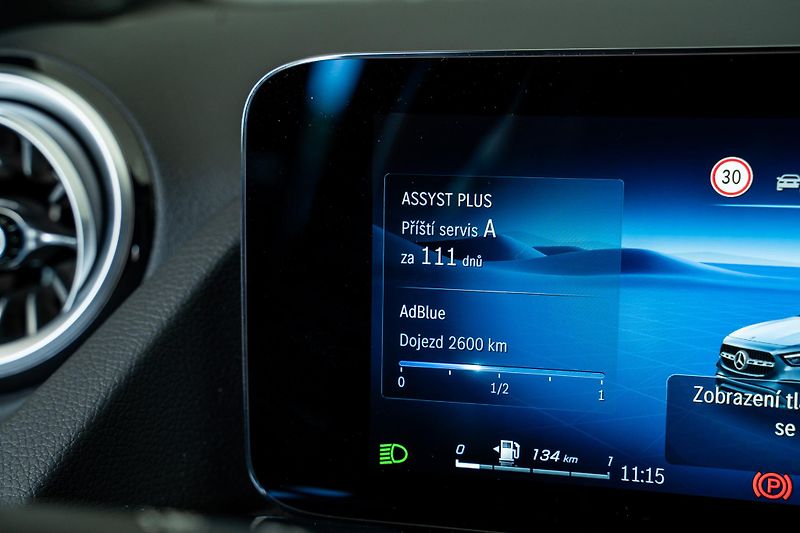 Mercedes-Benz GLA (2025) 200 d 4M/AMGPREMIUM/360/ESP - fotka 18 z 18