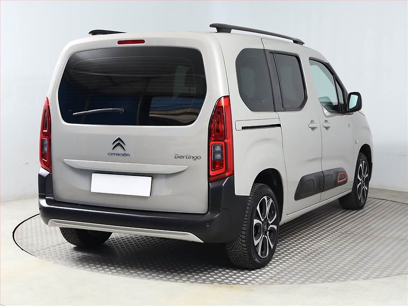 Citroën Berlingo (2020) Feel 1.5 BlueHDi, 5Míst, ČR - fotka 5 z 13