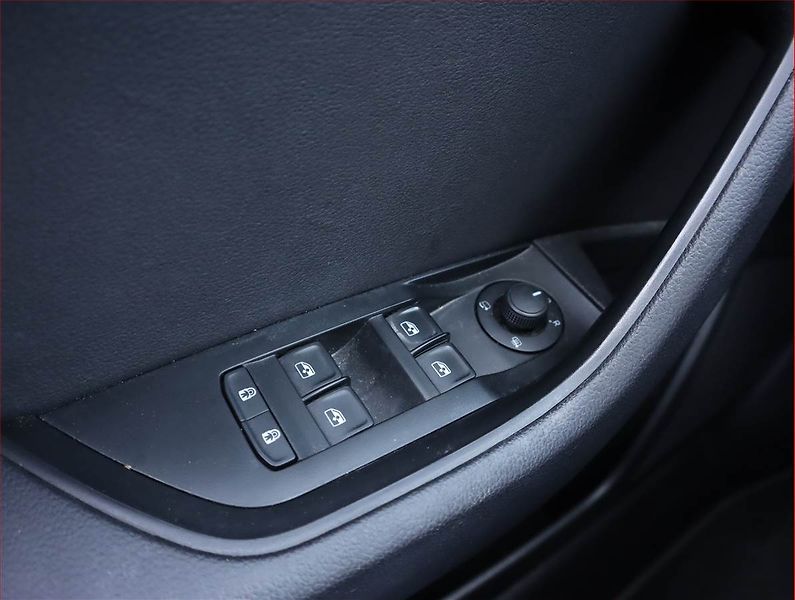 Škoda Superb (2021) Business Plus iV 1.4 TSI PHEV - fotka 17 z 25