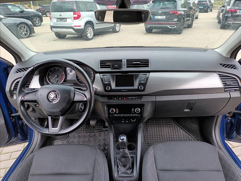 Škoda Fabia 1,0 TSI,81KW,DIGIKLIMA,TEMPOMA - fotka 11 z 35