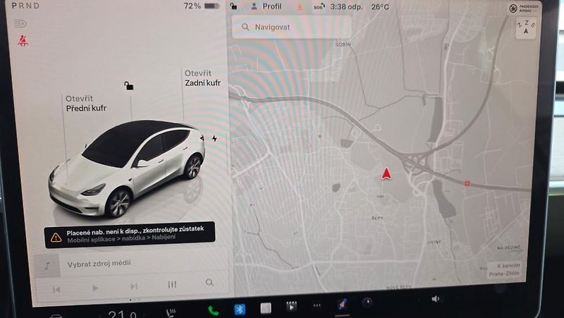 Tesla Model Y (2023) Long Range AWD DE SoH 90.2% - fotka 33 z 39