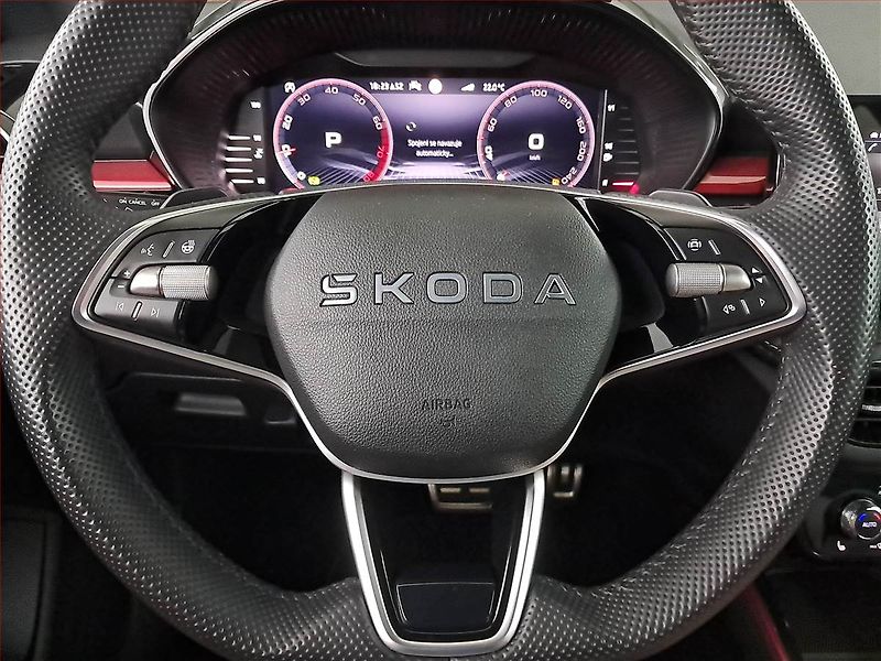 Škoda Fabia (2026) 1.0 TSI, MONTE CARLO, AUTOMAT - fotka 17 z 20