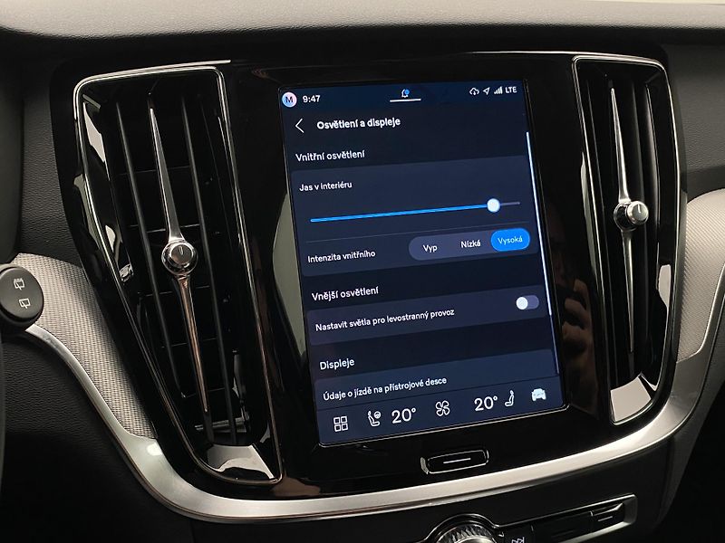 Volvo V60 (2026) B4 AUT BRIGHT PLUS - fotka 50 z 61