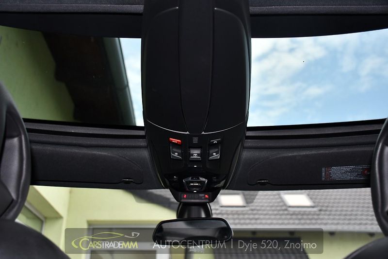 Citroën DS5 2.0HDi PANORAMA KESSY - fotka 24 z 46