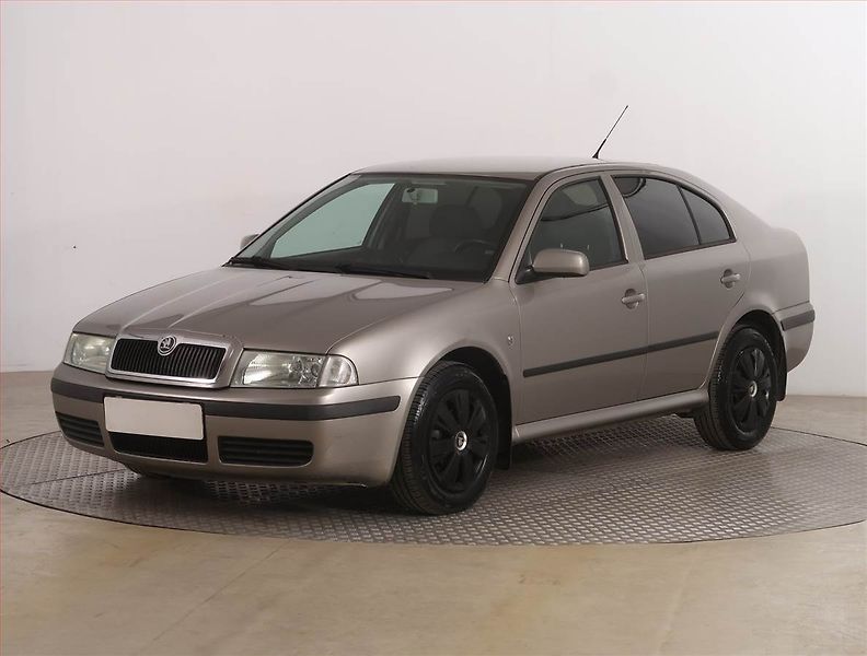 Škoda Octavia (2008) 1.6, po STK, jezdí výborně - fotka 2 z 14