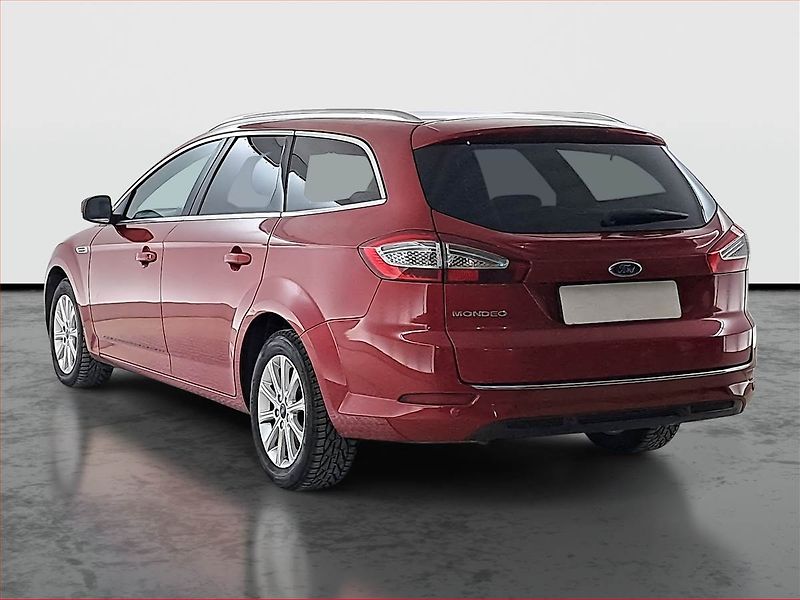 Ford Mondeo (2014) 2.0 TDCi, Xenony, Tempomat - fotka 4 z 19