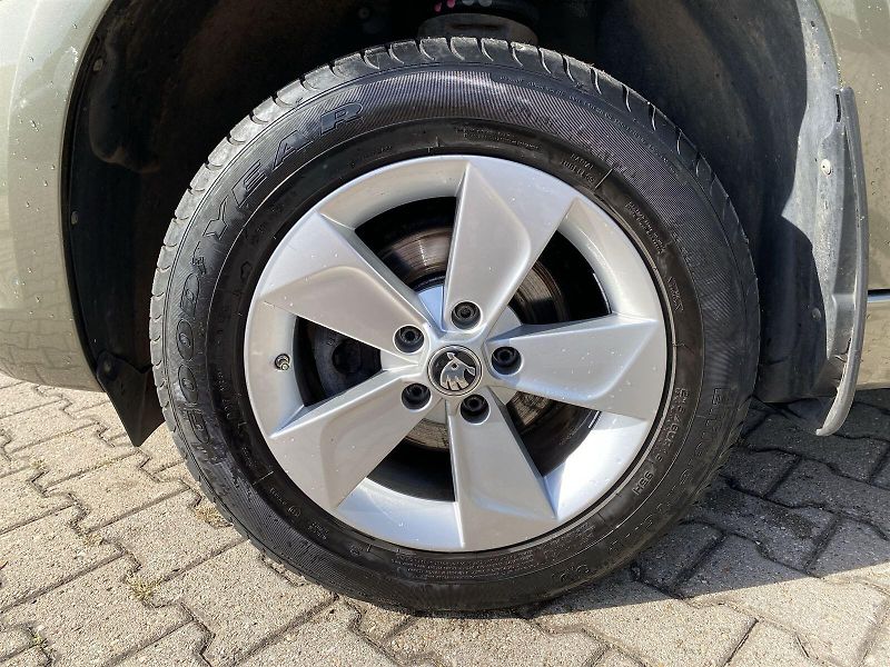 Škoda Yeti (2016) 1.2 TSI Active - fotka 19 z 23