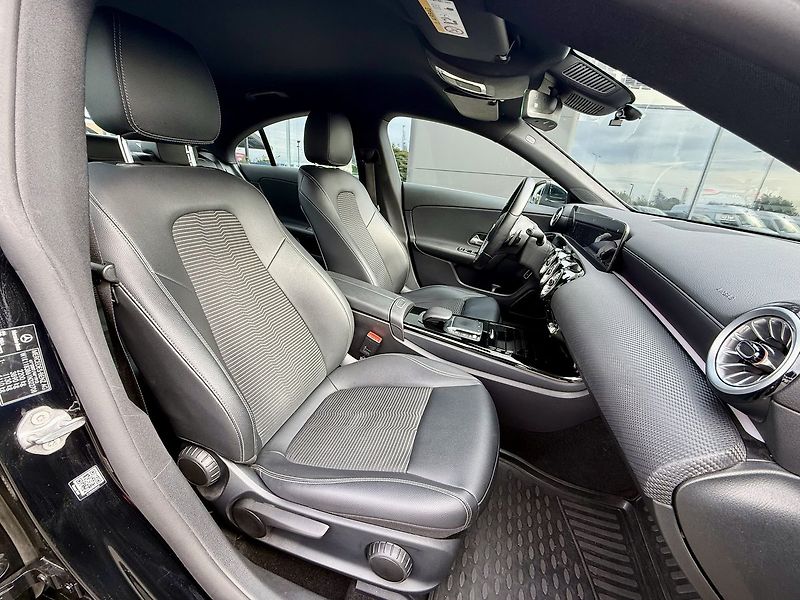 Mercedes-Benz CLA (2022) 250 e - fotka 33 z 38