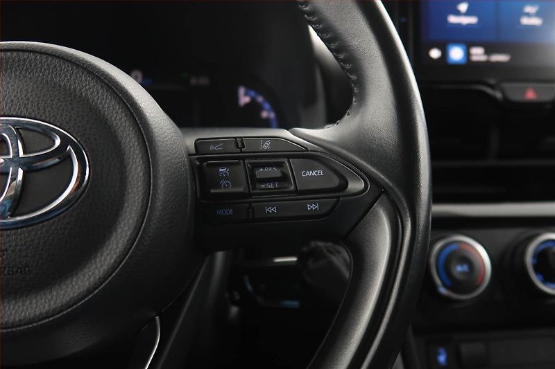 Toyota Yaris Cross (2022) Comfort 1.5 VVT-i - fotka 19 z 19
