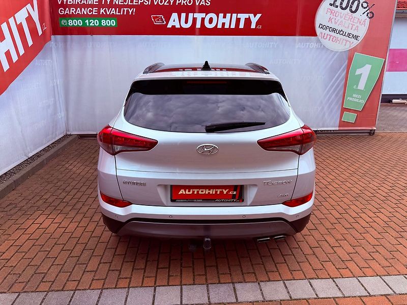 Hyundai Tucson 2.0 CRDi 4x4 Aut. Premium, ČR - fotka 7 z 35