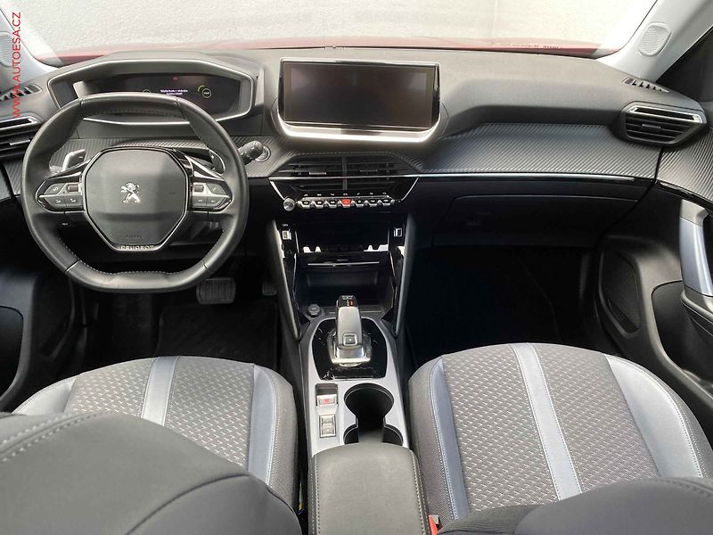 Peugeot 2008 (2020) 1.5 HDi, Allure, AT - fotka 8 z 18