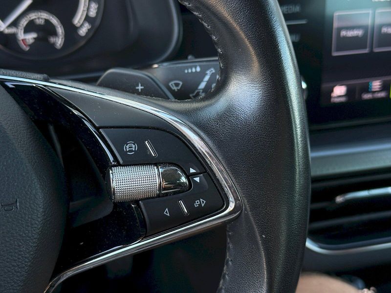 Škoda Scala (2021) 1.5 TSI 110 kW DSG Style - fotka 13 z 23