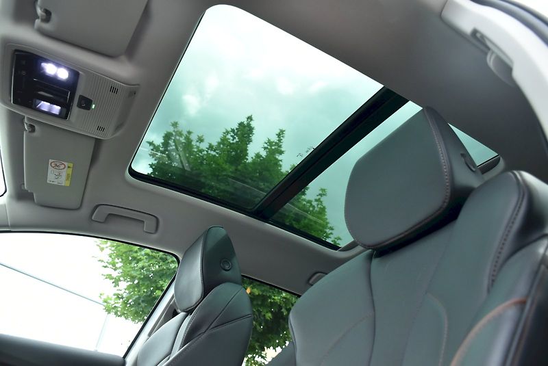 Škoda Enyaq (2022) 80 150Kw Desing paket Suite - fotka 30 z 34