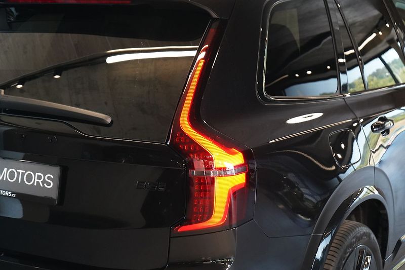 Volvo XC90 B5 PLUS Black Edition, Vzduch - fotka 9 z 49