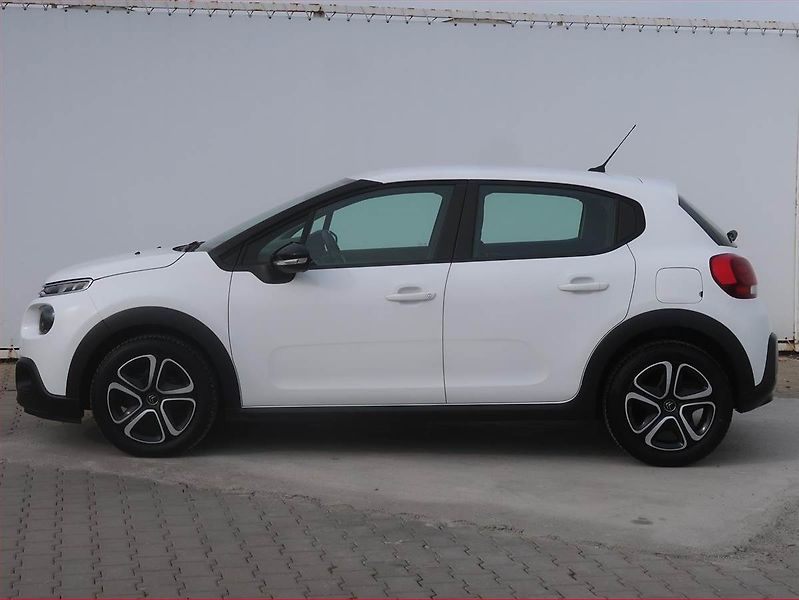 Citroën C3 (2017) Feel 1.2 PureTech, Serv.kniha - fotka 3 z 16