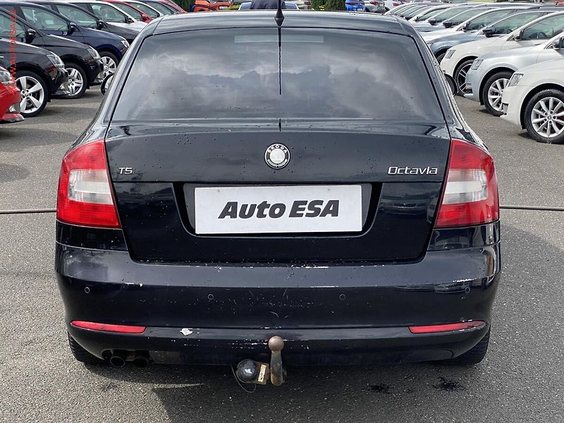 Škoda Octavia (2009) 1.4 TSI, Elegance - fotka 5 z 14