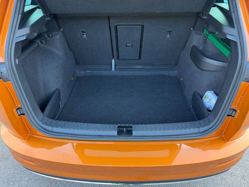 Škoda Karoq SportLine 2,0 TDI 110 kW 6° MP - fotka 32 z 37