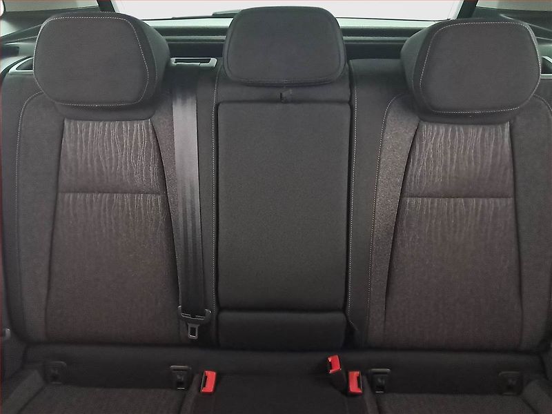 Škoda Karoq (2019) 2.0 TDI, 4X4, Automat, Navi - fotka 10 z 18