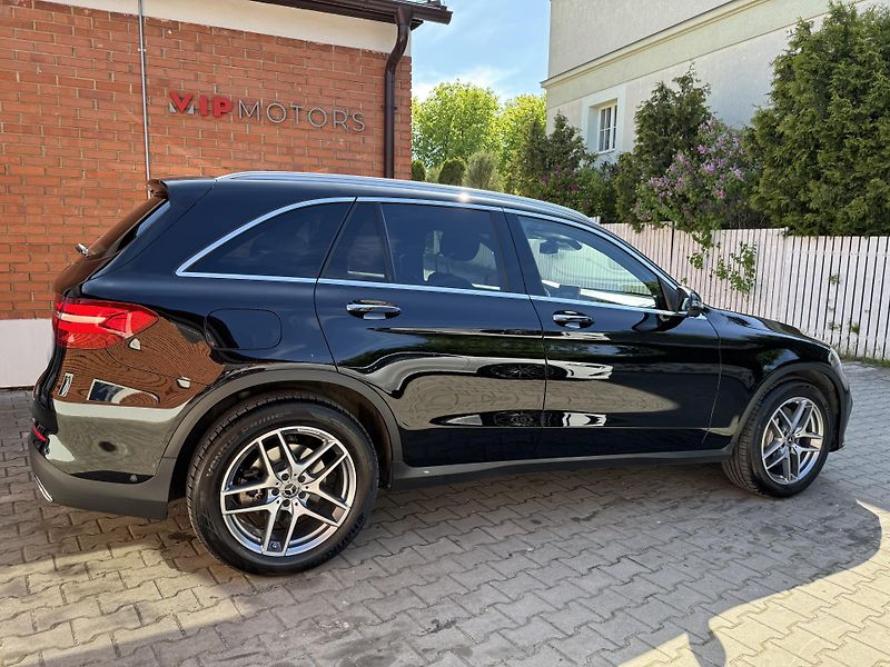 Mercedes-Benz GLC 250d-AMG-4 MATIC-R19-TAŽNÉ - fotka 6 z 31