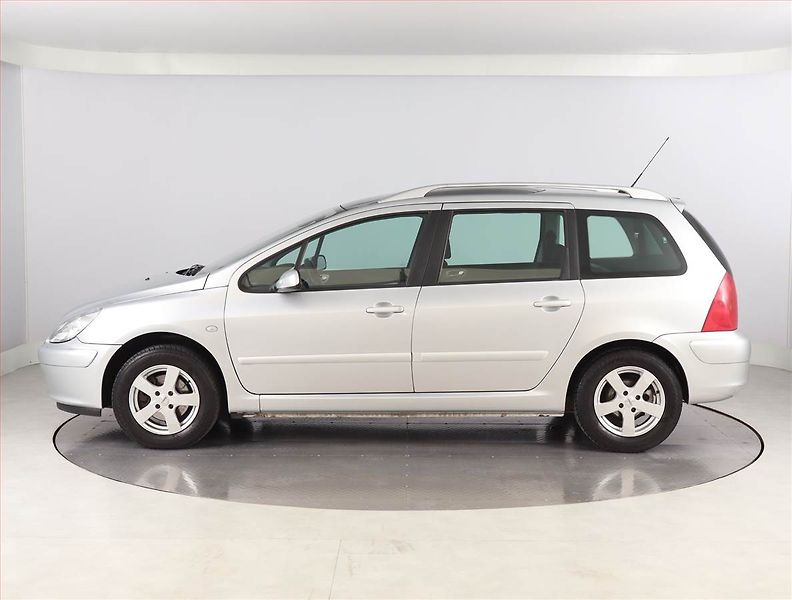 Peugeot 307 (2004) 2.0 16V, nová STK - fotka 3 z 18